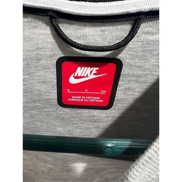 Nike Mens Tecg Fleece CREW SWEATSHIRT Mens FB7916-063 Small size - Picture 3 of 11